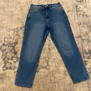 Abercrombie & Fitch high rise mom jeans